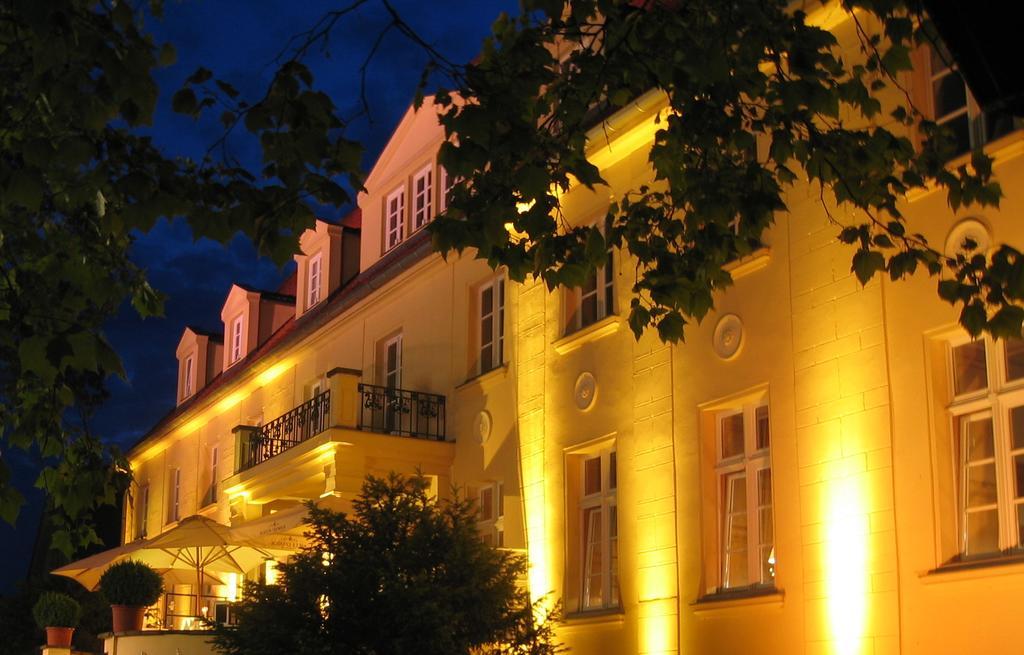 Schloss Diedersdorf Großbeeren Buitenkant foto